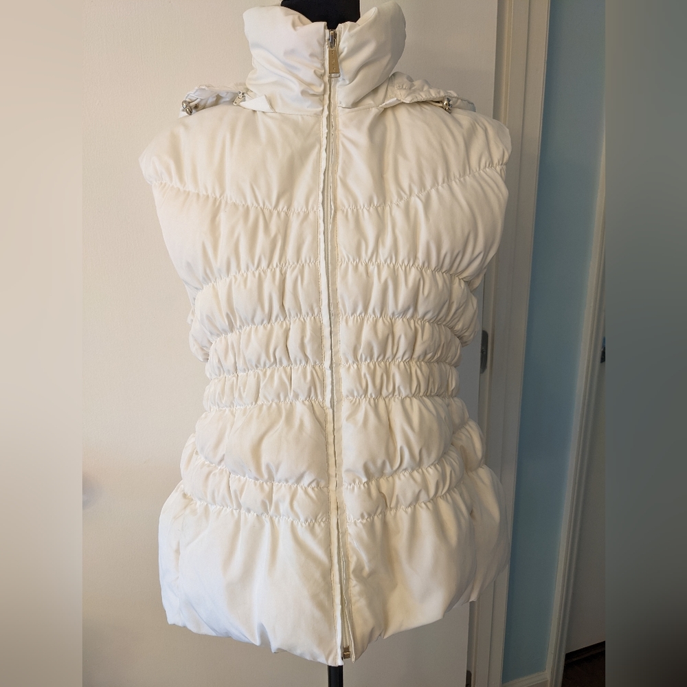 Michael Kors white puffer vest, XL. Women's, detachable hood.